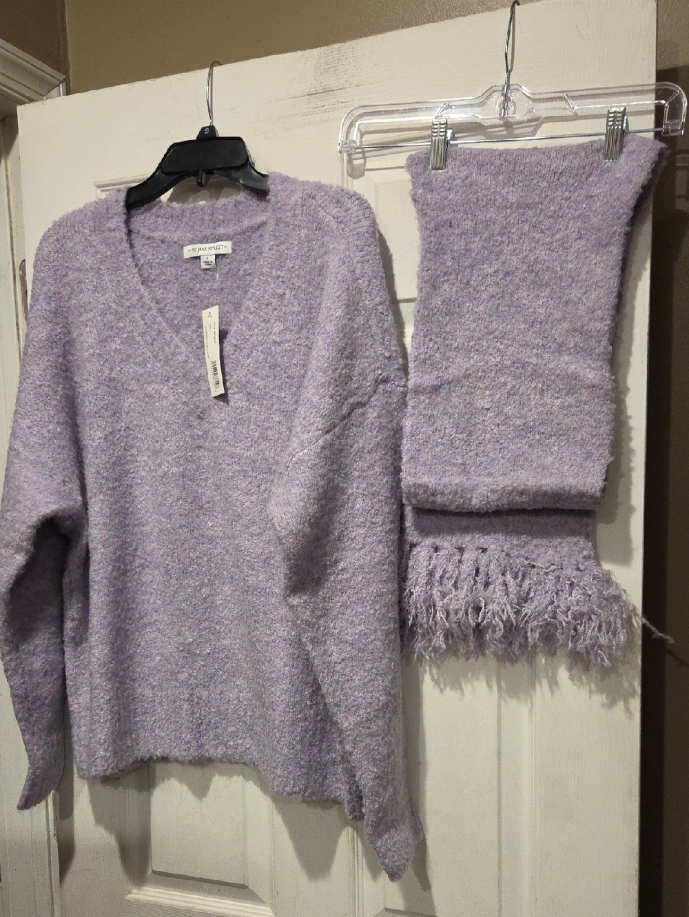 99 JANE STREET SWEATER & SCARF COMBO